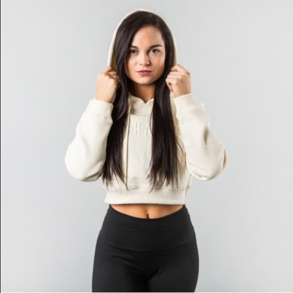 Alphalete cropped hoodie in cream